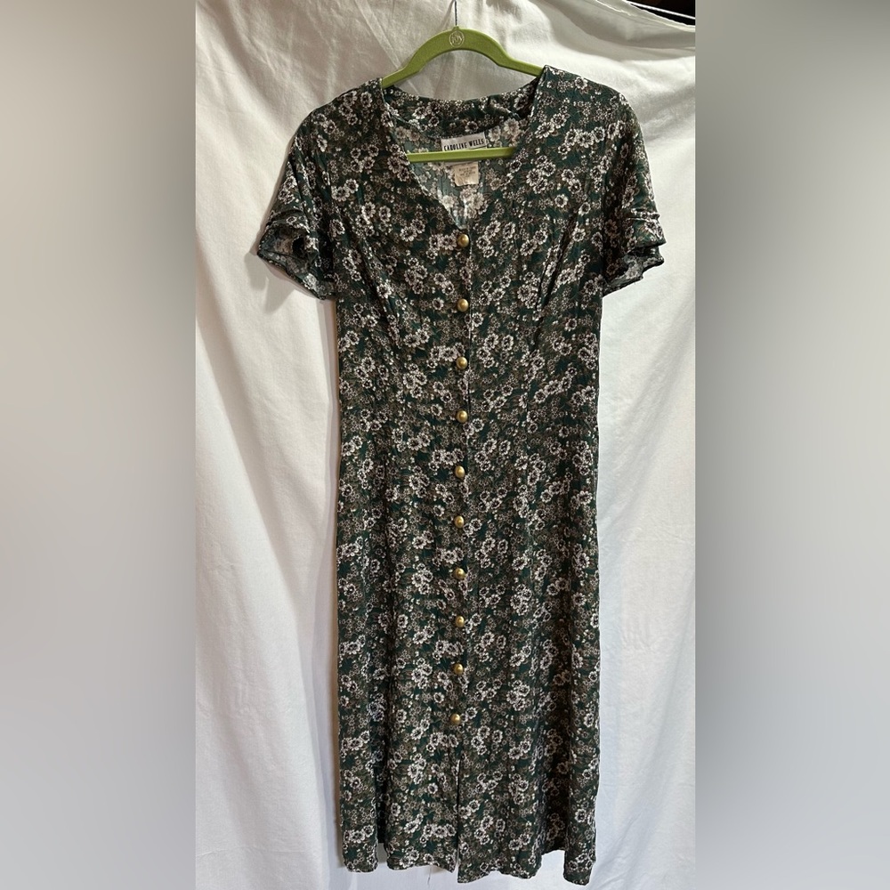 Green Floral Button-Front Midi Dress